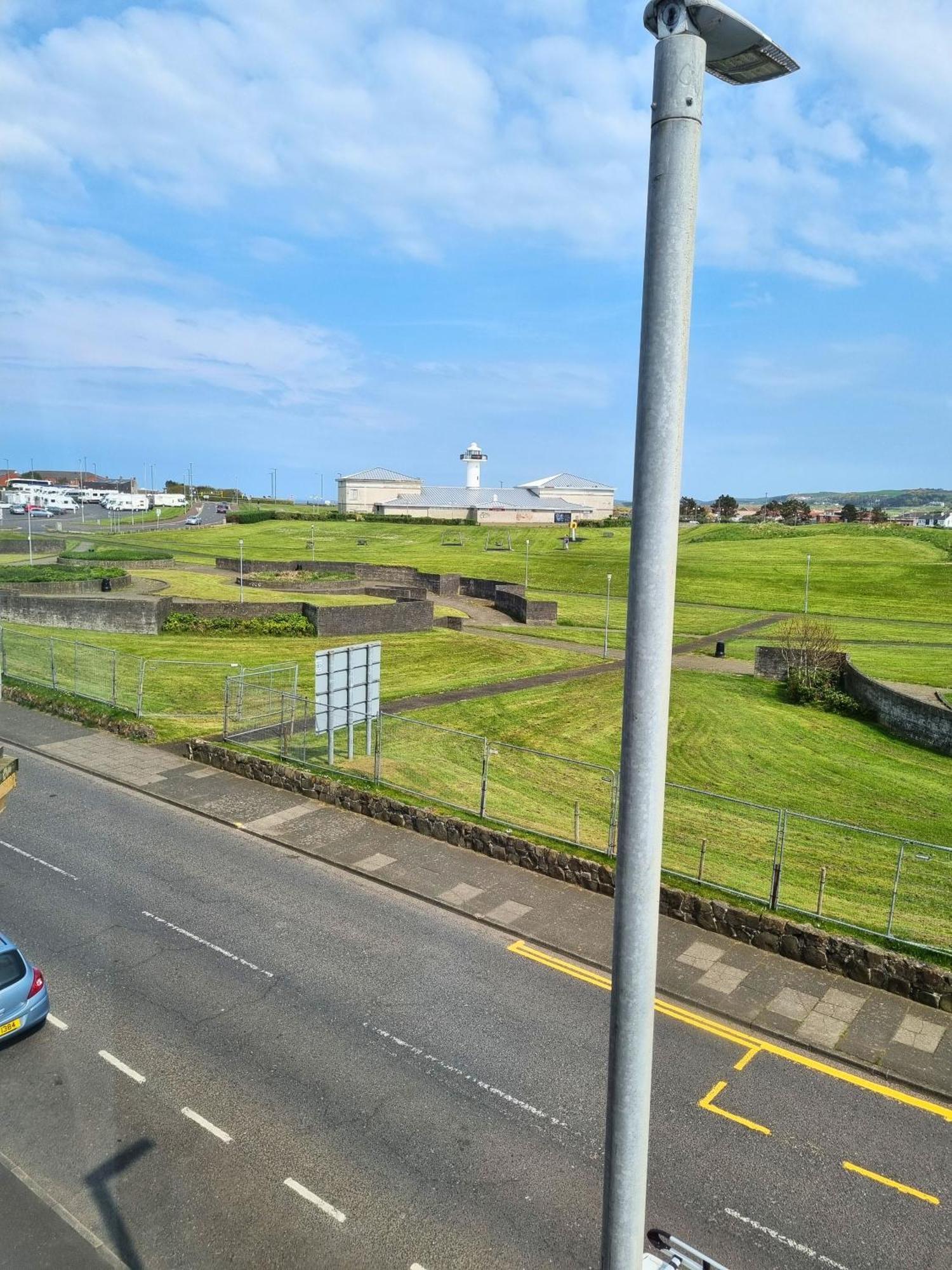 Ferienwohnung 5 Dunluce Park - Portrush By The Sea Exterior foto
